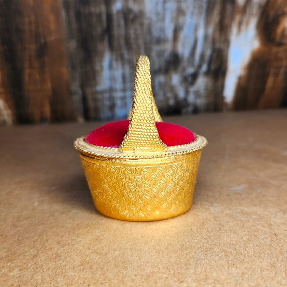 Other - Vintage FLORENZA Gold Tone Basket Red Velvet Pill Ring Trinket Box Mini Decor